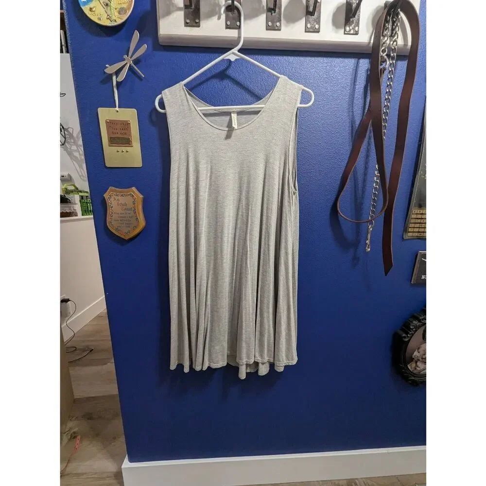 5/25 Sz M Love In Shift Dress